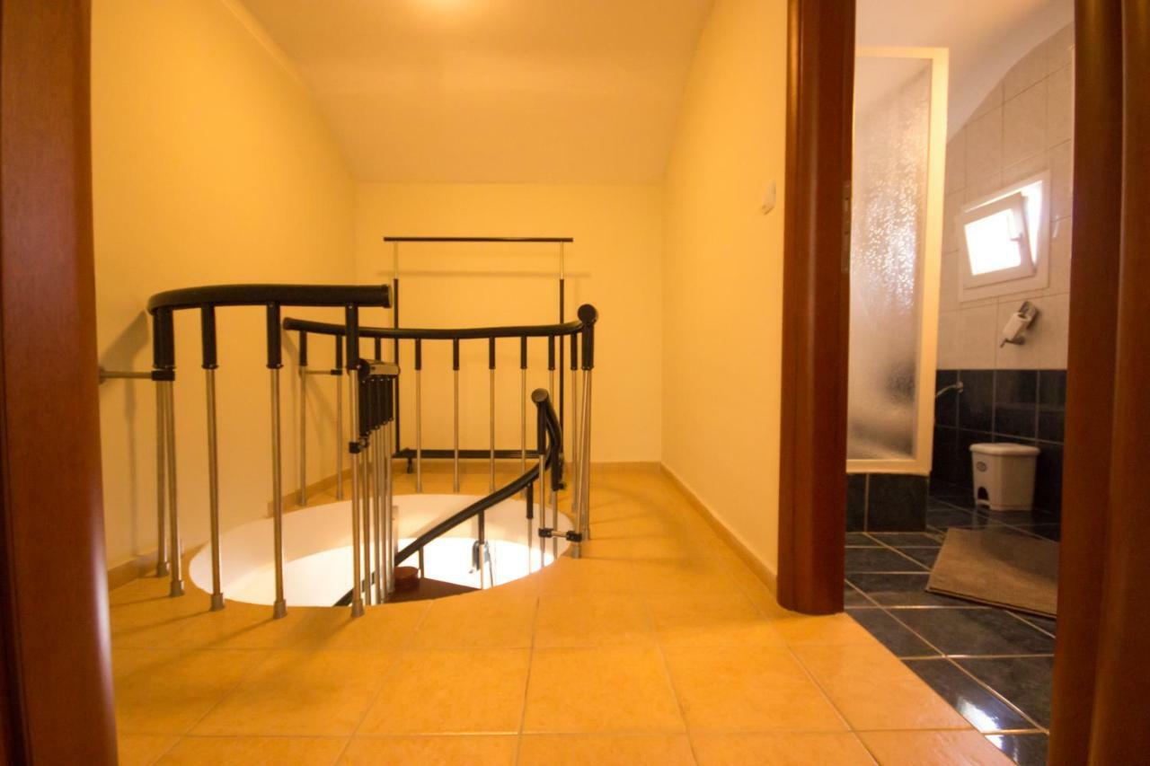 Angel Luxury Apartments ケラモティ エクステリア 写真